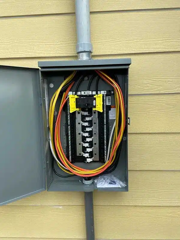 Electrician in Polk City, FL