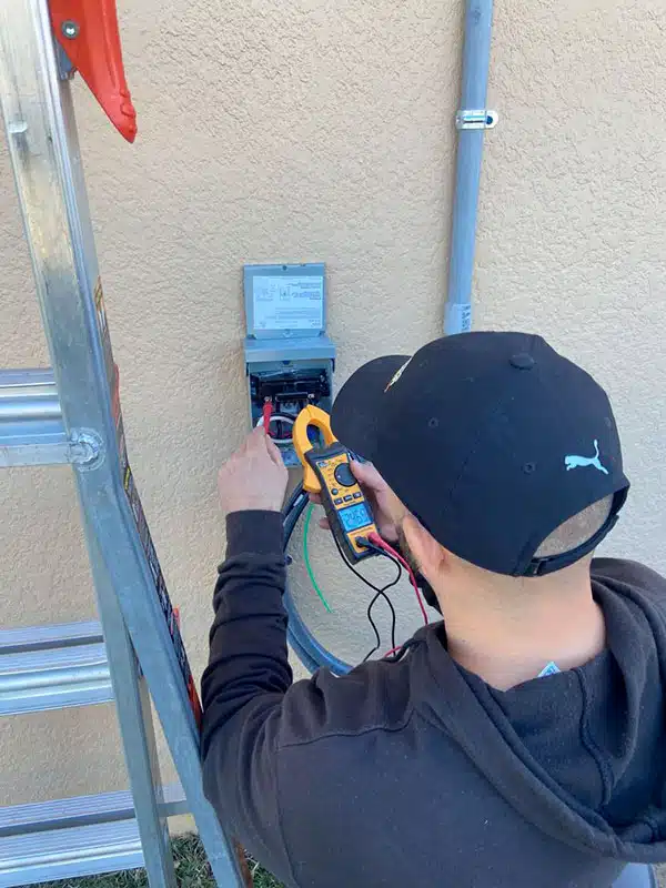 Residential Electrician Services in Davenport